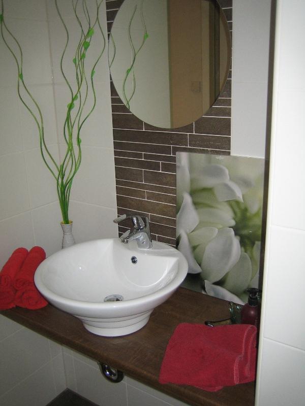 Wandfliesen und Mosaik